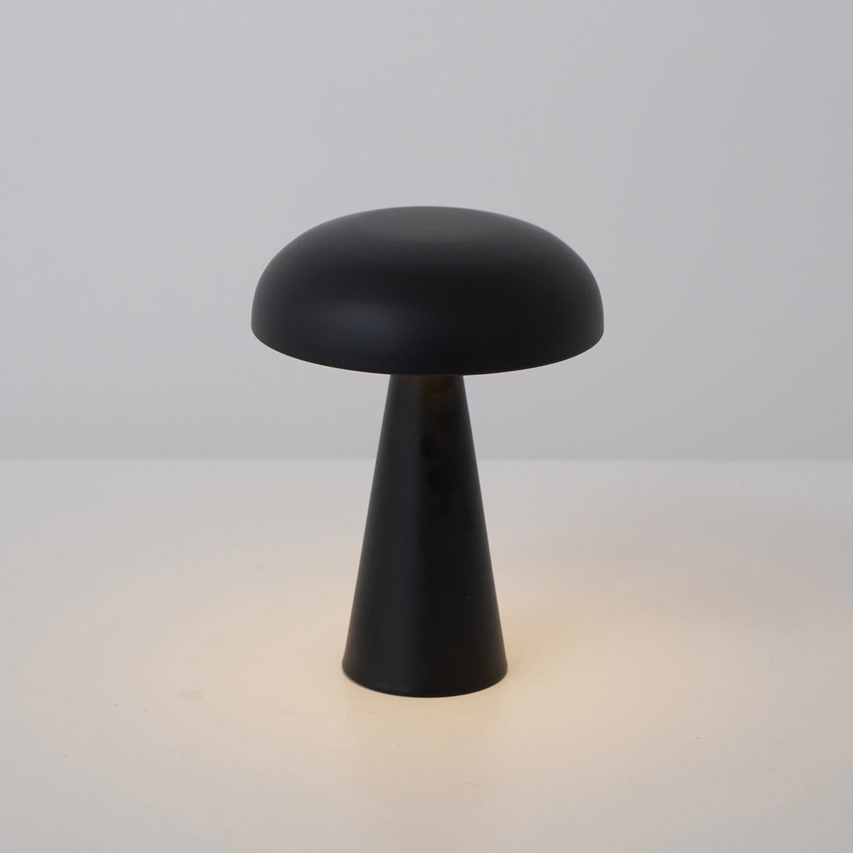 Hom & Ember – Como Table Lamp - Hom & Ember