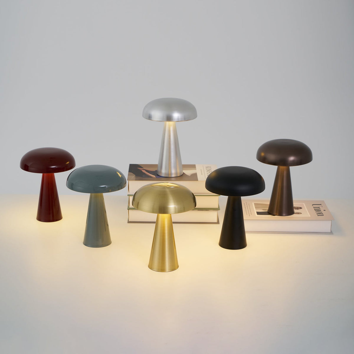 Hom & Ember – Como Table Lamp - Hom & Ember