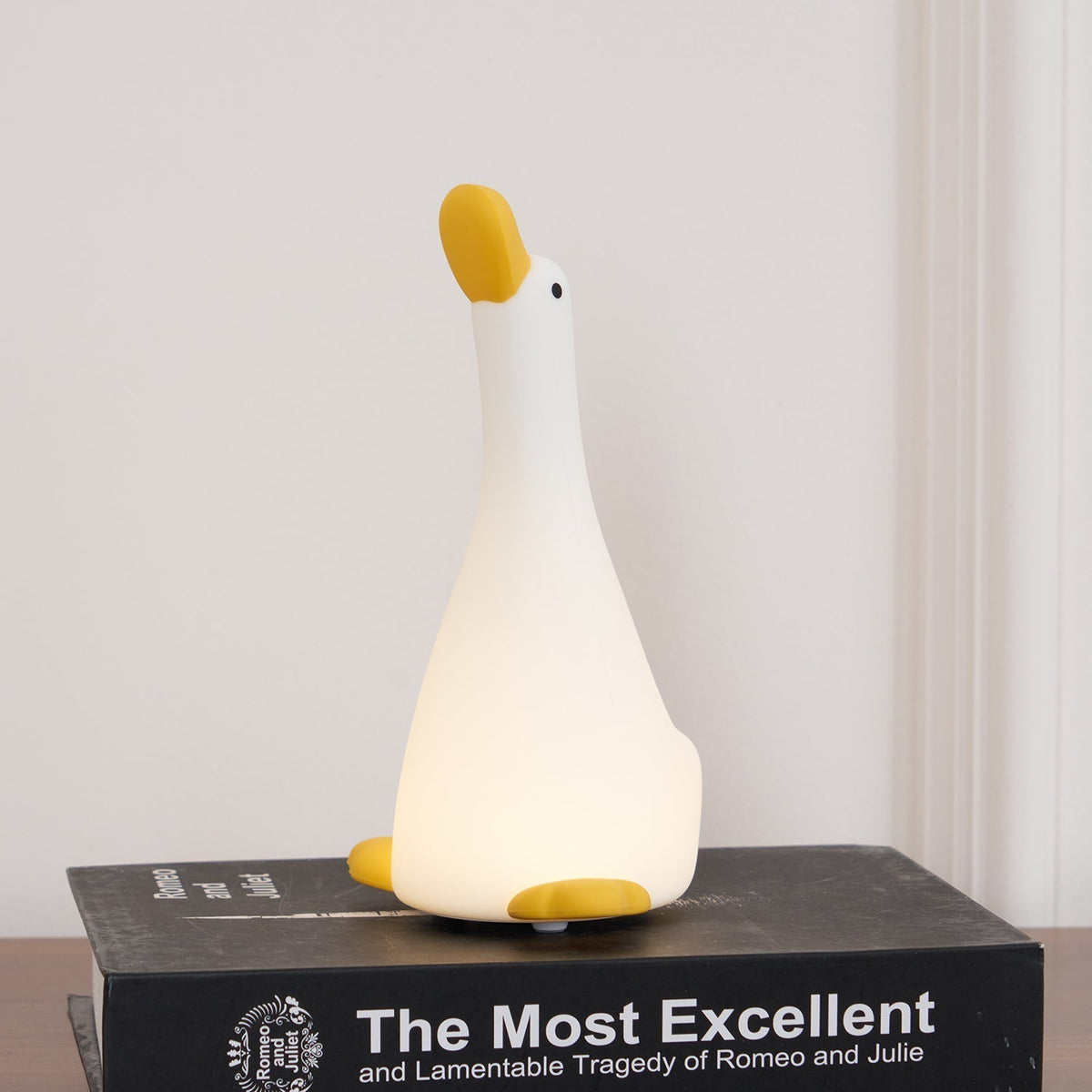Hom & Ember – Goose Night Light - Hom & Ember