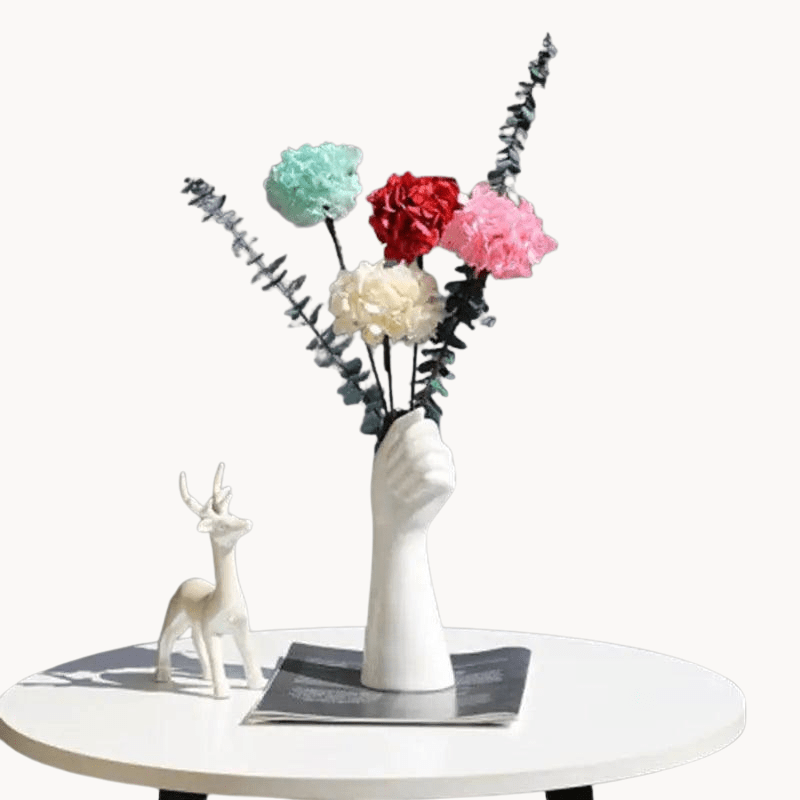 Hom & Ember – Nordic Hand Vase - Hom & Ember